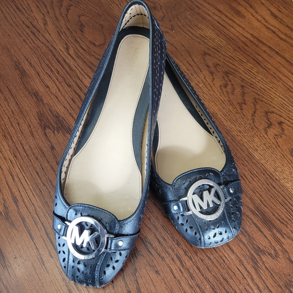 10 Michael Kors Black Fulton Studded Logo Moccasin